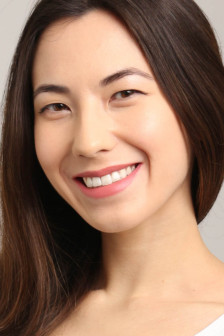 アンダーソン静香（Shizuka Anderson ）のナレーター画像1｜バイリンガル／外国人ナレーター事務所フリー・ウエイブ