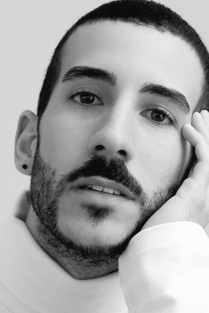 マッテオ・R モデル/タレント 詳細画面 東京で外国人モデル・タレント・ナレーターをお探しならフリー・ウエイブ