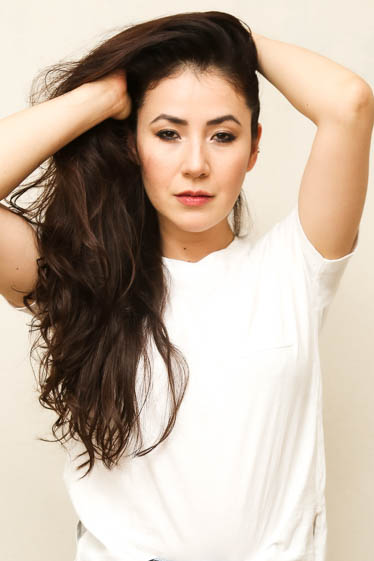 カレン・O モデル/タレント 詳細画面 東京で外国人モデル・タレント・ナレーターをお探しならフリー・ウエイブ