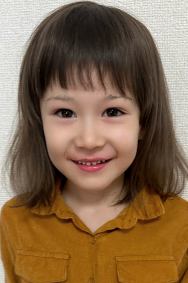 外国人モデル カリナ・Kの写真