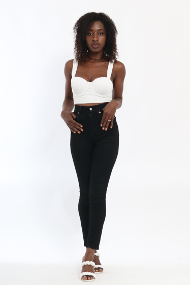 ミラ・D モデル/タレント 詳細画面 東京で外国人モデル・タレント・ナレーターをお探しならフリー・ウエイブ