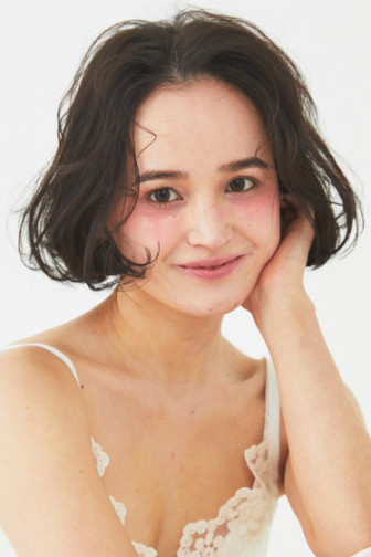 ヴィヴィ・マリリン（Vivi Marilyn）のタレント写真1｜外国人モデル事務所フリー・ウエイブ