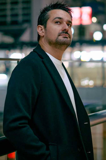 外国人俳優 David Santana's picture8