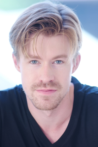 外国人モデル ネイネイの写真