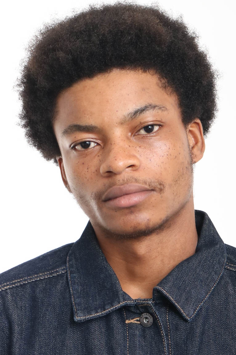 外国人モデル エベネザの写真