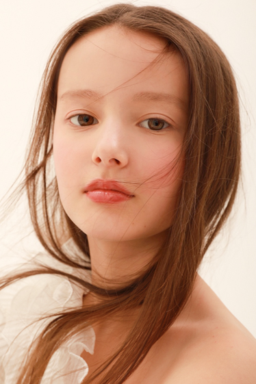 外国人モデル Riana AR's picture