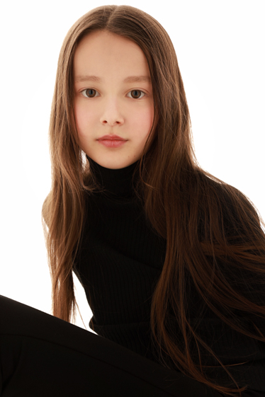 外国人モデル Riana AR's picture5