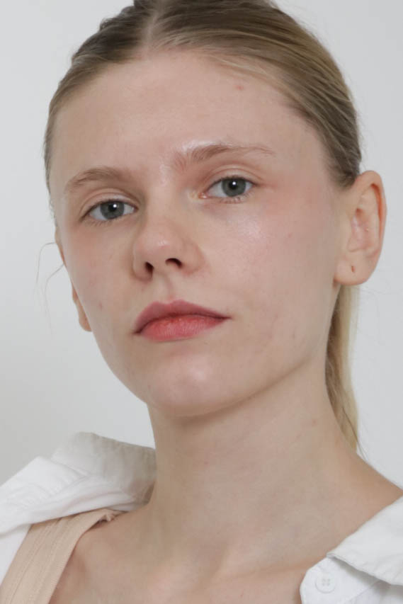 Models Lina Hoの写真