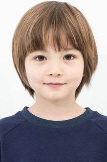 熊川哲也 Kバレエカンパニーの公演CMにハーフキッズモデルのザビアが