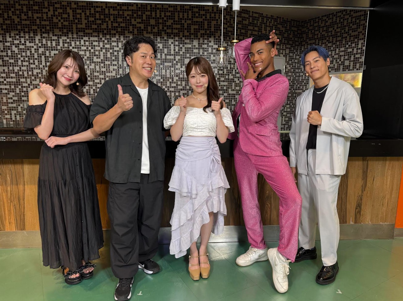 川本アレクサンダーがテレビ東京「激推し！今夜もドル箱」に出演！